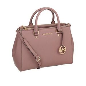 ISO: Michael Kors Purse